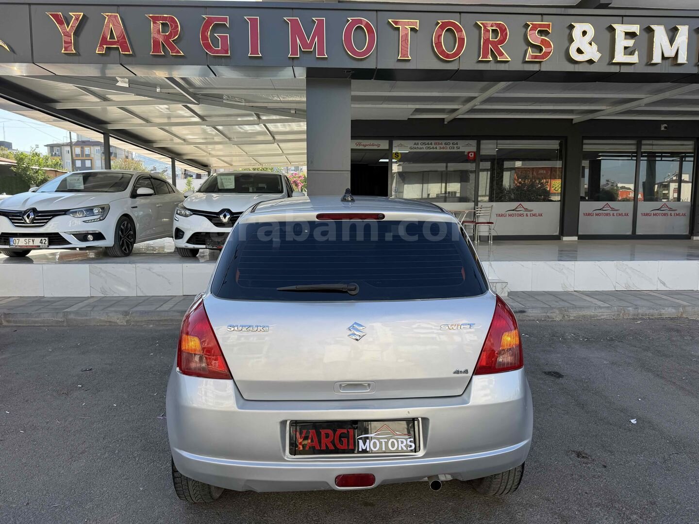 Galeriden Suzuki Swift 1.3 MT 4X2 2006 Model Antalya 220.000 km Gri 7