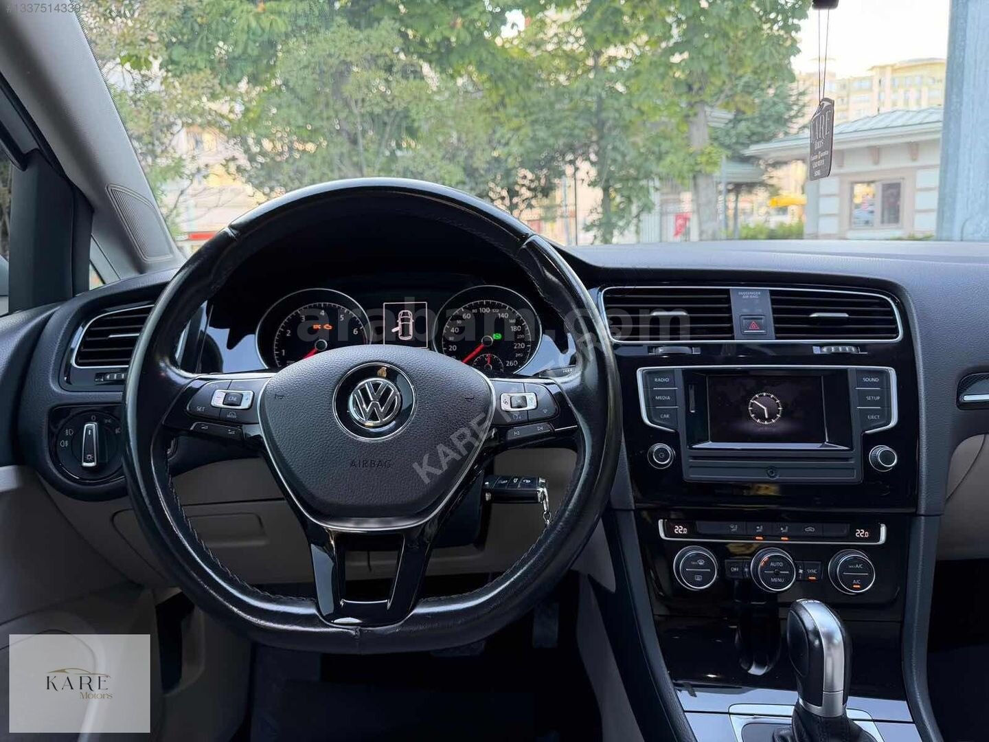 Galeriden Volkswagen Golf 1.4 TSi Comfortline 2015 Model İstanbul 90.000 km Beyaz 3