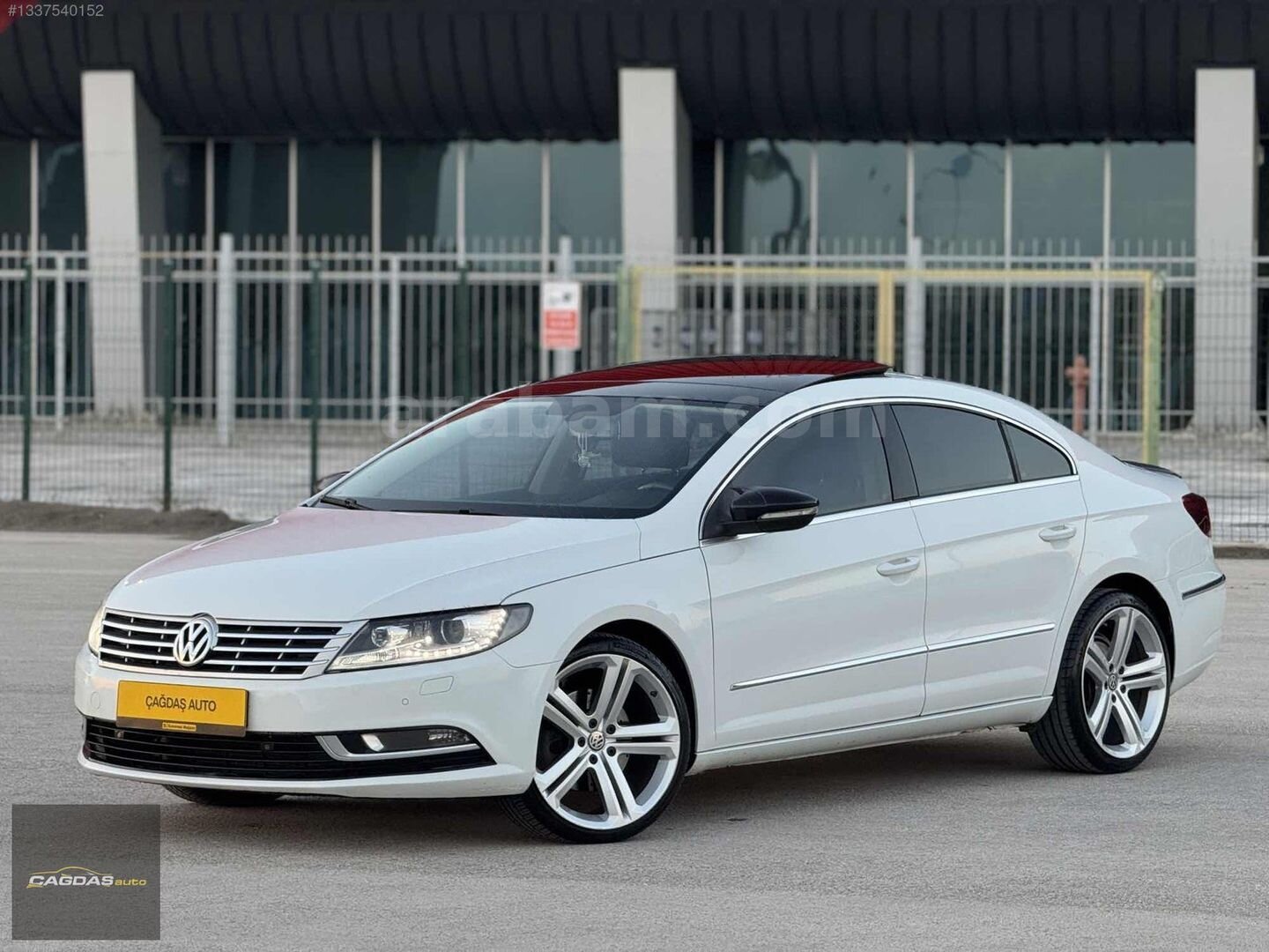 Galeriden Volkswagen VW CC 1.4 TSi Exclusive 2015 Model Çorum 209.000 km Beyaz 2