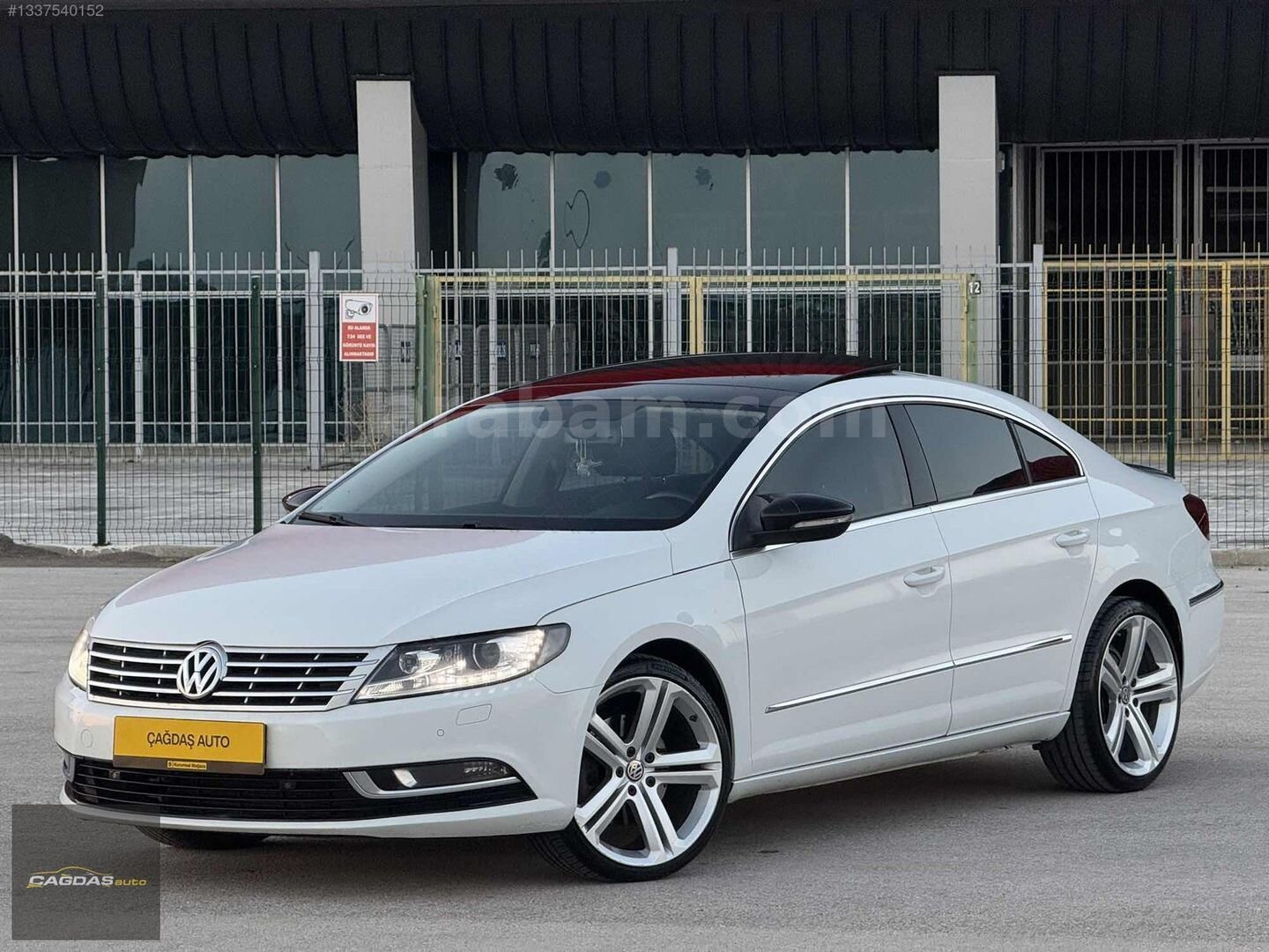 Galeriden Volkswagen VW CC 1.4 TSi Exclusive 2015 Model Çorum 209.000 km Beyaz 1