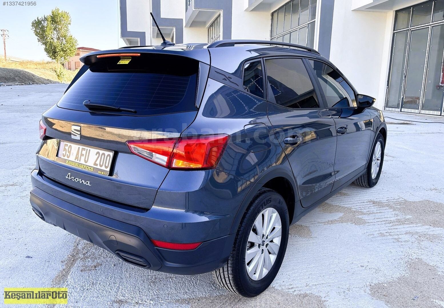 Galeriden Seat Arona 1.0 EcoTSI Style 2024 Model Edirne 58.002 km Gri 3