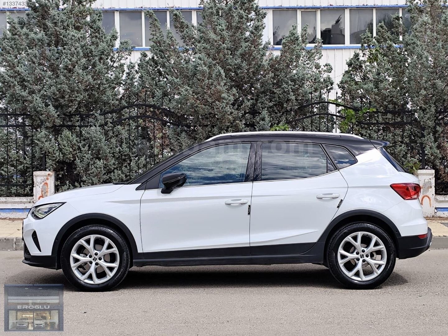 Galeriden Seat Arona 1.0 EcoTSI FR 2024 Model Aksaray 30.000 km Beyaz 3