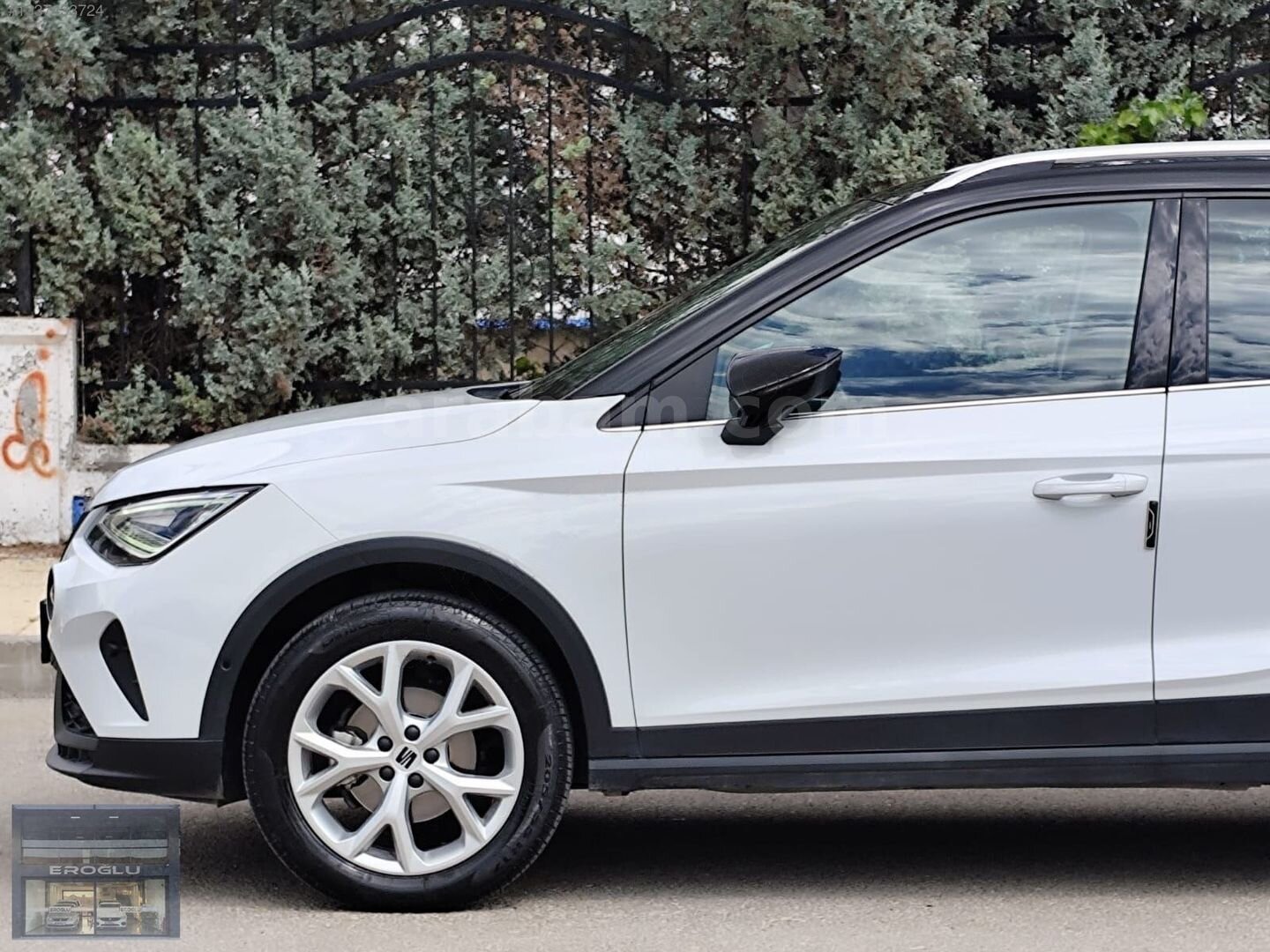 Galeriden Seat Arona 1.0 EcoTSI FR 2024 Model Aksaray 30.000 km Beyaz 4
