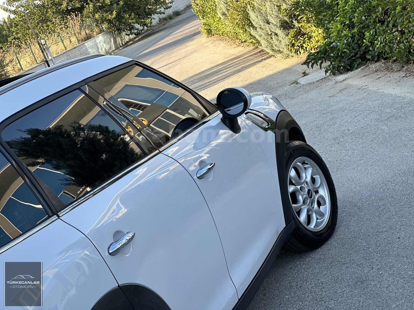 TÜRKECANLAR'DAN 2011 MİNİ COOPER COUNTRYMAN CAM TAVAN 180.000 KM 7