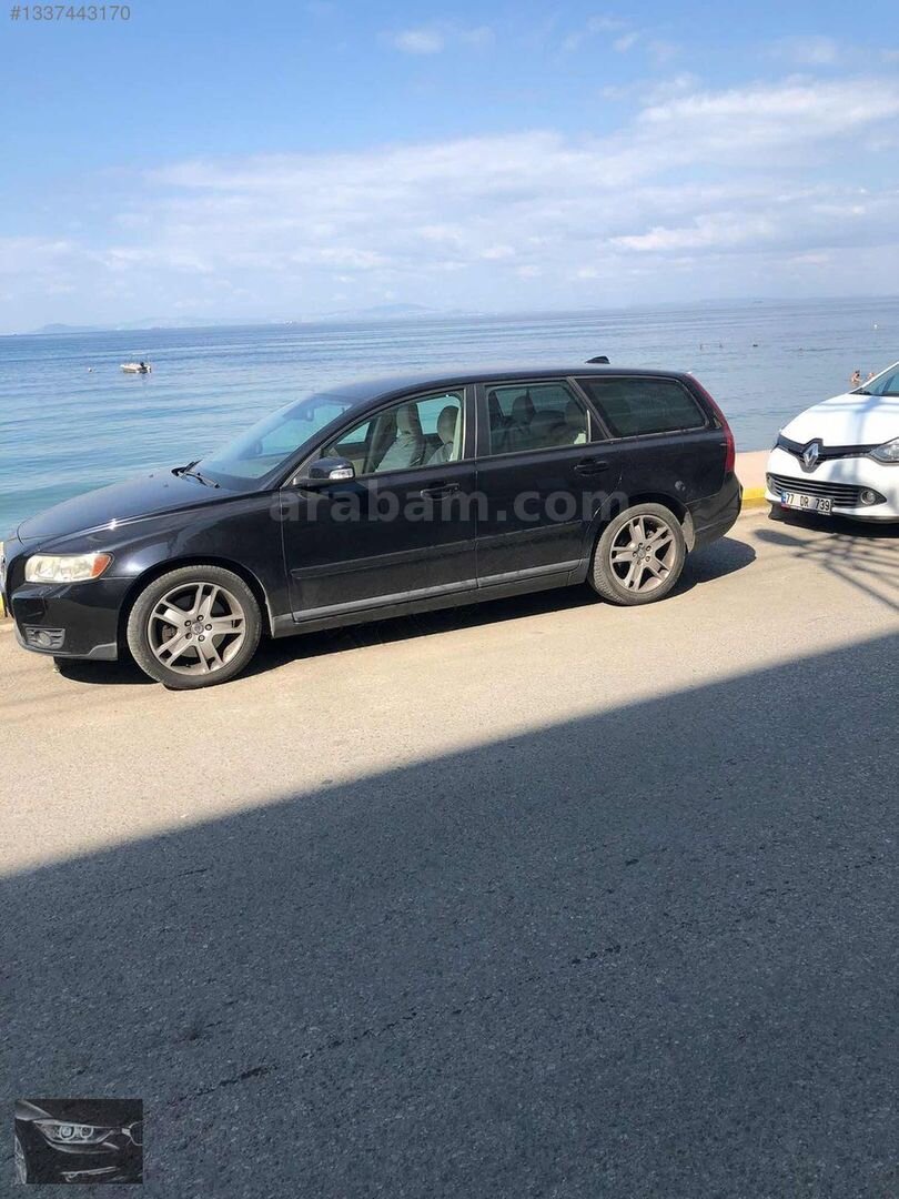Galeriden Volvo V50 2.0 D Dynamic 2008 Model İstanbul 276.000 km Siyah 4