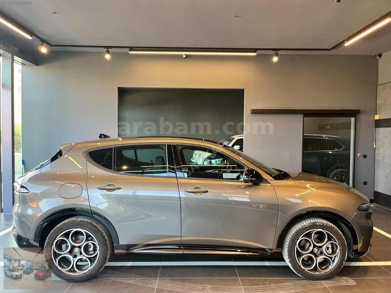 'BAYKAR YETKİLİ BAYİİ' 2025 ALFA ROMEO TONALE 1.6D Ti BOYASIZ 7