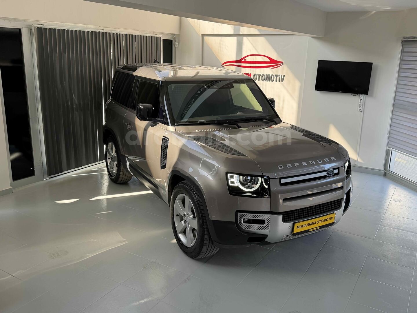 Galeriden Land Rover Defender 90 3.0 D 2022 Model Bursa 49.000 km Kahverengi 5