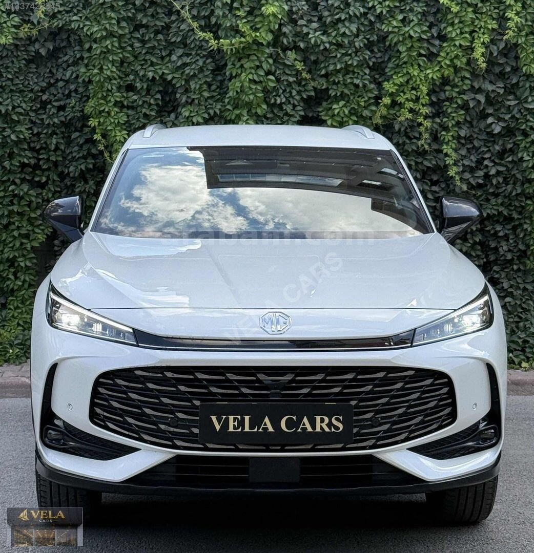 Galeriden MG HS 1.5 T-GDI Luxury 2024 Model Konya 33.000 km Beyaz 1