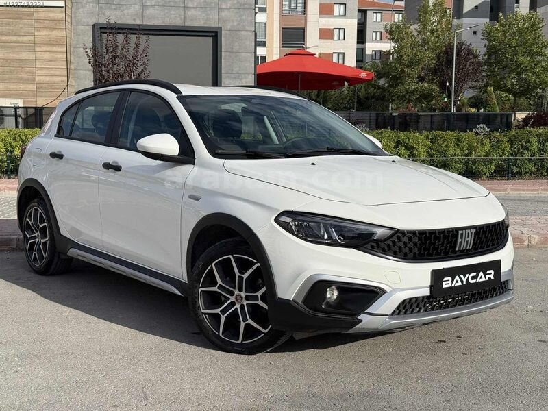 2025 MODEL FİAT EGEA CROSS 32.000 KM HATASIZ BOYASIZ TRAMERSİZ