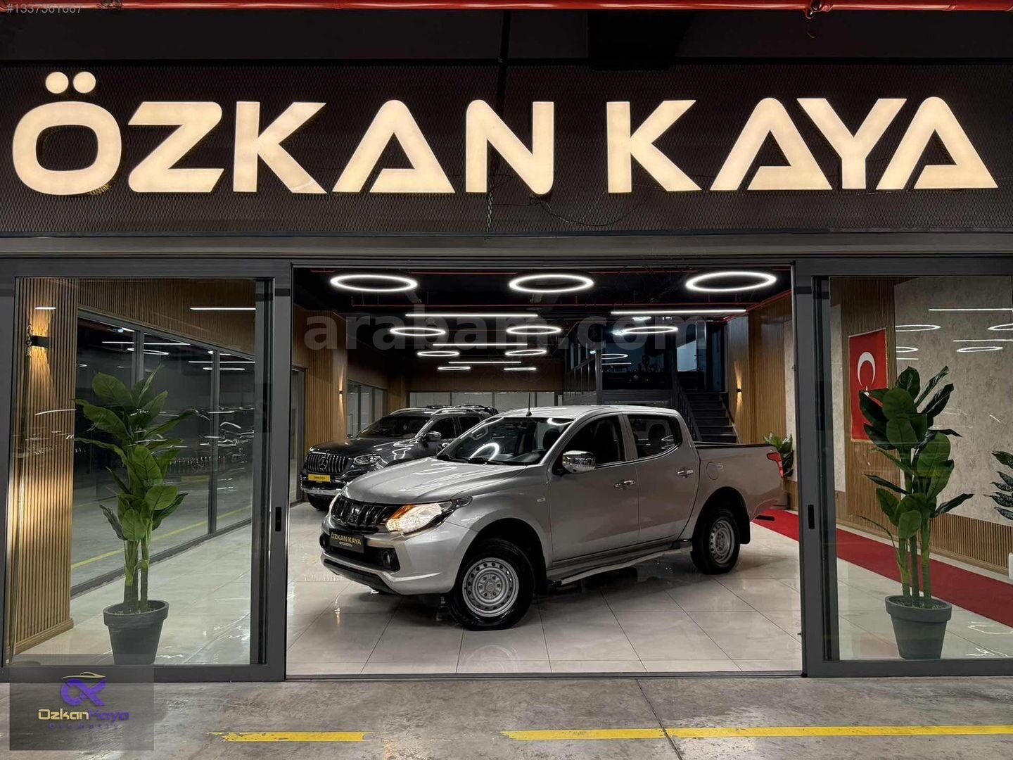 2017 TEMİZ MASRAFSIZ DEĞİŞENSİZ HASAR KAYITSIZ 4X4 STORM 3