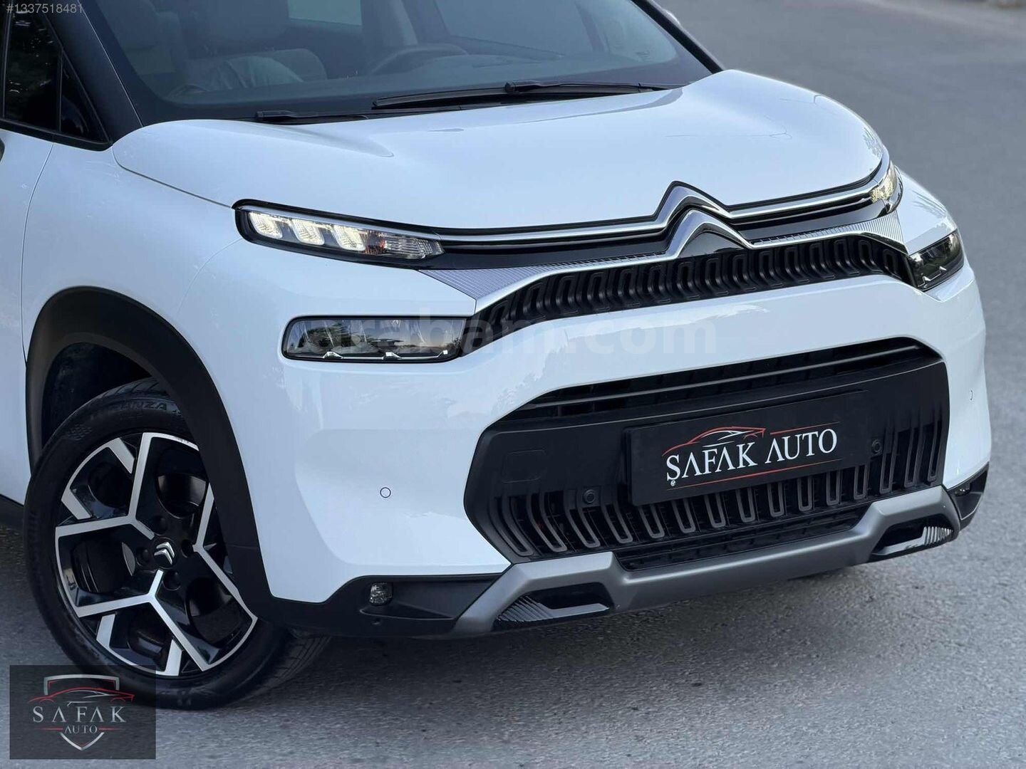 ŞAFAK AUTO BOYASIZ 14 BİN KM'DE CAM TAVAN FİNANSMAN&K KARTI 12 7