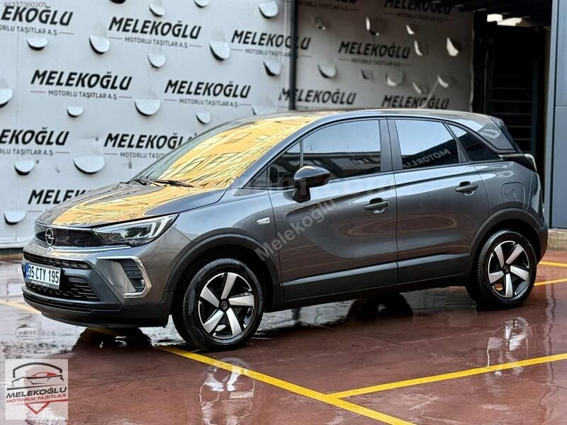 İLK ELDEN 1 PARÇA LOKAL BOYALI 2023 98 BNDE OTOMATİK XENON/G.GRŞ