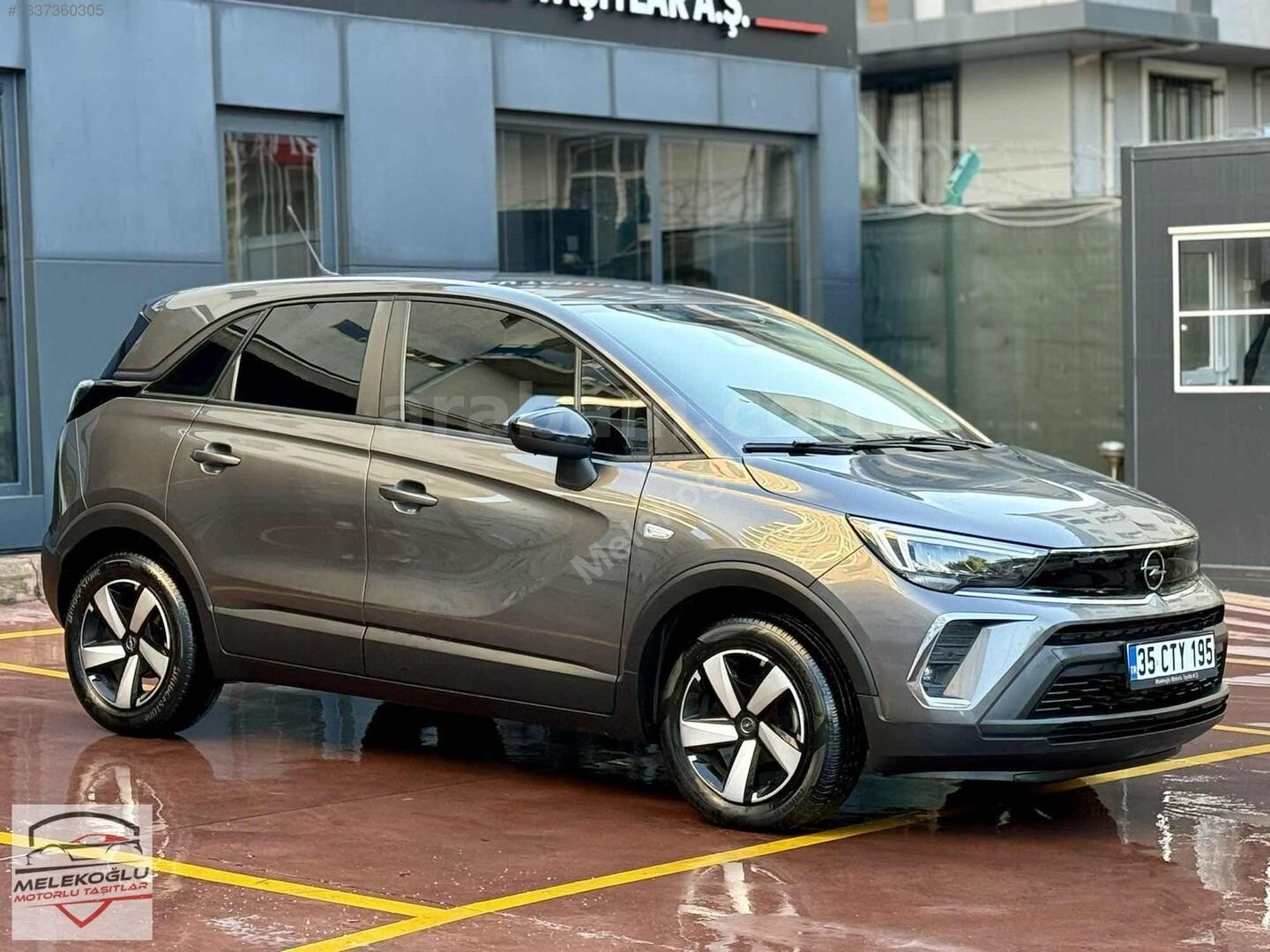 İLK ELDEN 1 PARÇA LOKAL BOYALI 2023 98 BNDE OTOMATİK XENON/G.GRŞ 3