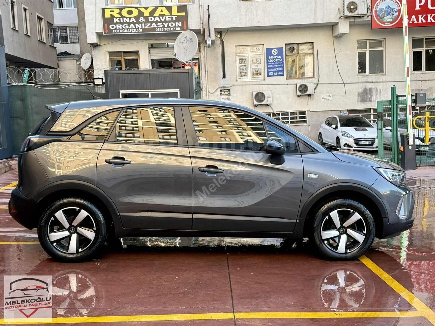 İLK ELDEN 1 PARÇA LOKAL BOYALI 2023 98 BNDE OTOMATİK XENON/G.GRŞ 4