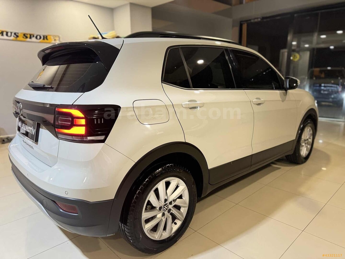 Galeriden Volkswagen T-Cross 1.0 TSI Life 2023 Model Muş 78.000 km Gri 7
