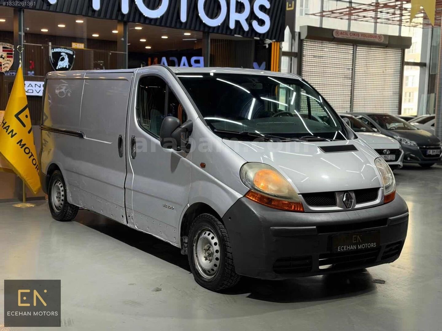 Galeriden Renault Trafic 1.9 DCI Comfort 2007 Model Denizli 287.000 km Gri 3