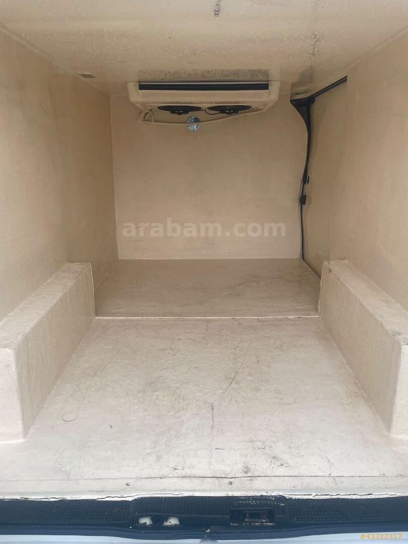 Galeriden Renault Trafic 2.0 DCI Passenger 2012 Model Denizli 350.000 km Beyaz 6