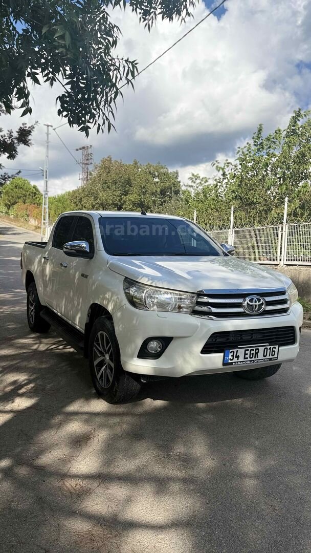 2015 TOYOTA HILUX 4x2 ADVANCE – DİRİ • TEMİZ • MASRAFSIZ 2.4 4*2 7
