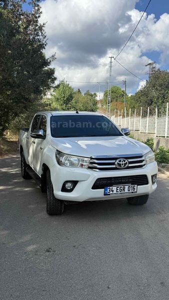 2015 TOYOTA HILUX 4x2 ADVANCE – DİRİ • TEMİZ • MASRAFSIZ 2.4 4*2