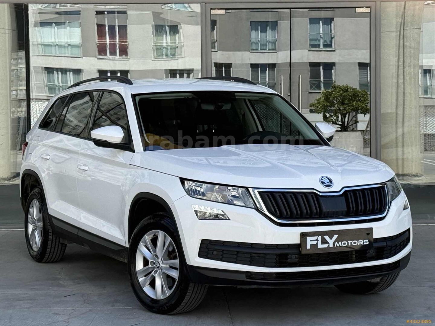 FLY 2017 SKODA KODİAQ 1.4 TSI ACT KREDİ VE KREDİ KARTI İMKANI 1