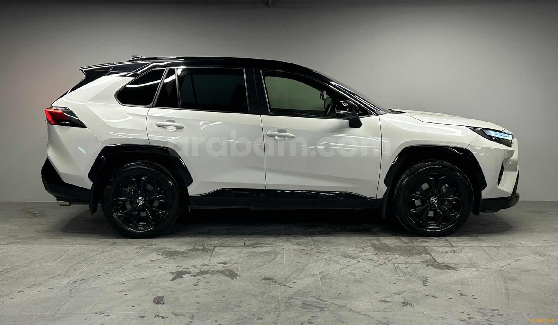 "ULTRAUTO"2024 TOYOTA RAV4 2,5HYBRİD XSPORT 70,000KM BOYASIZ 5