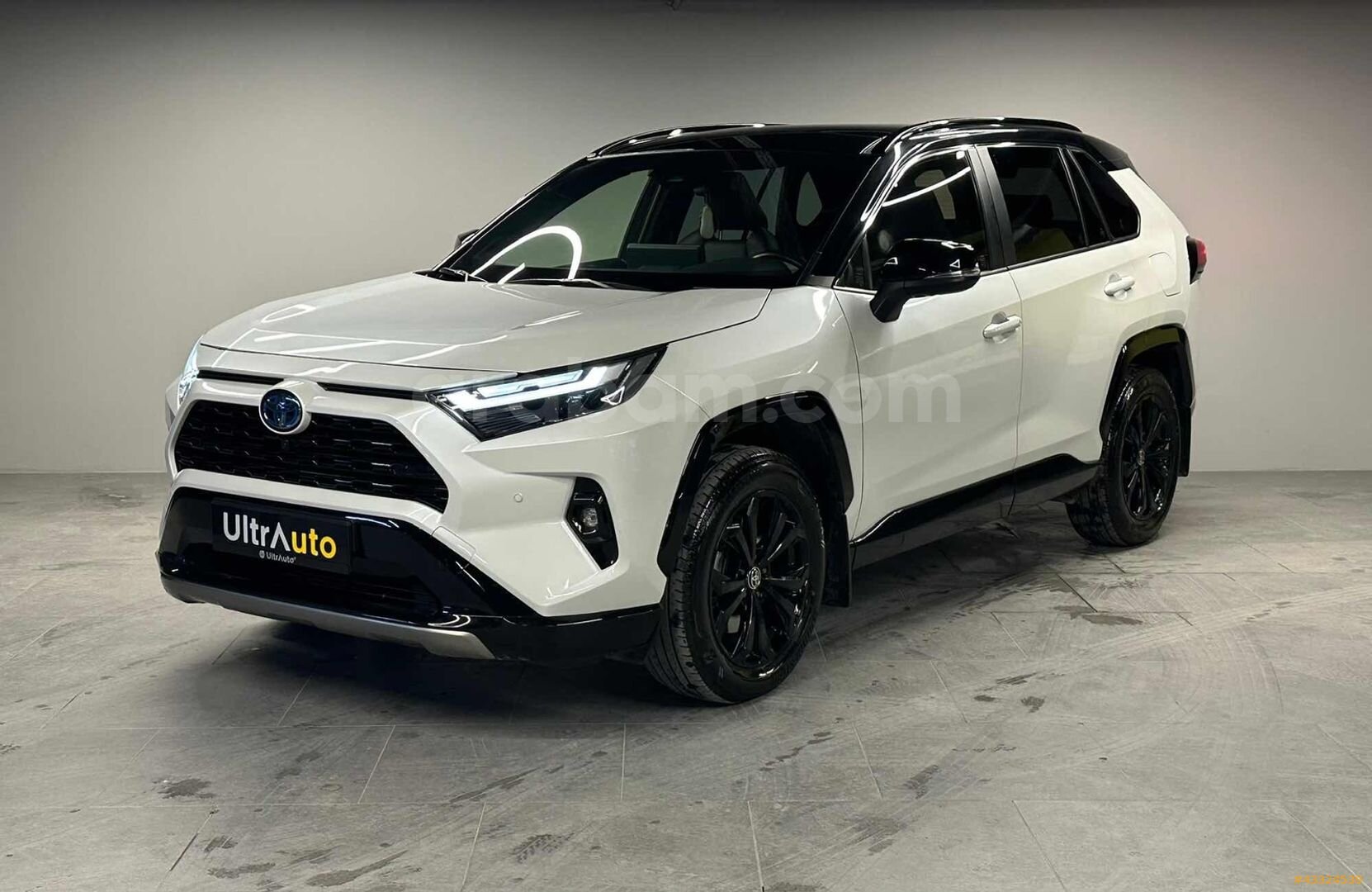 "ULTRAUTO"2024 TOYOTA RAV4 2,5HYBRİD XSPORT 70,000KM BOYASIZ 3