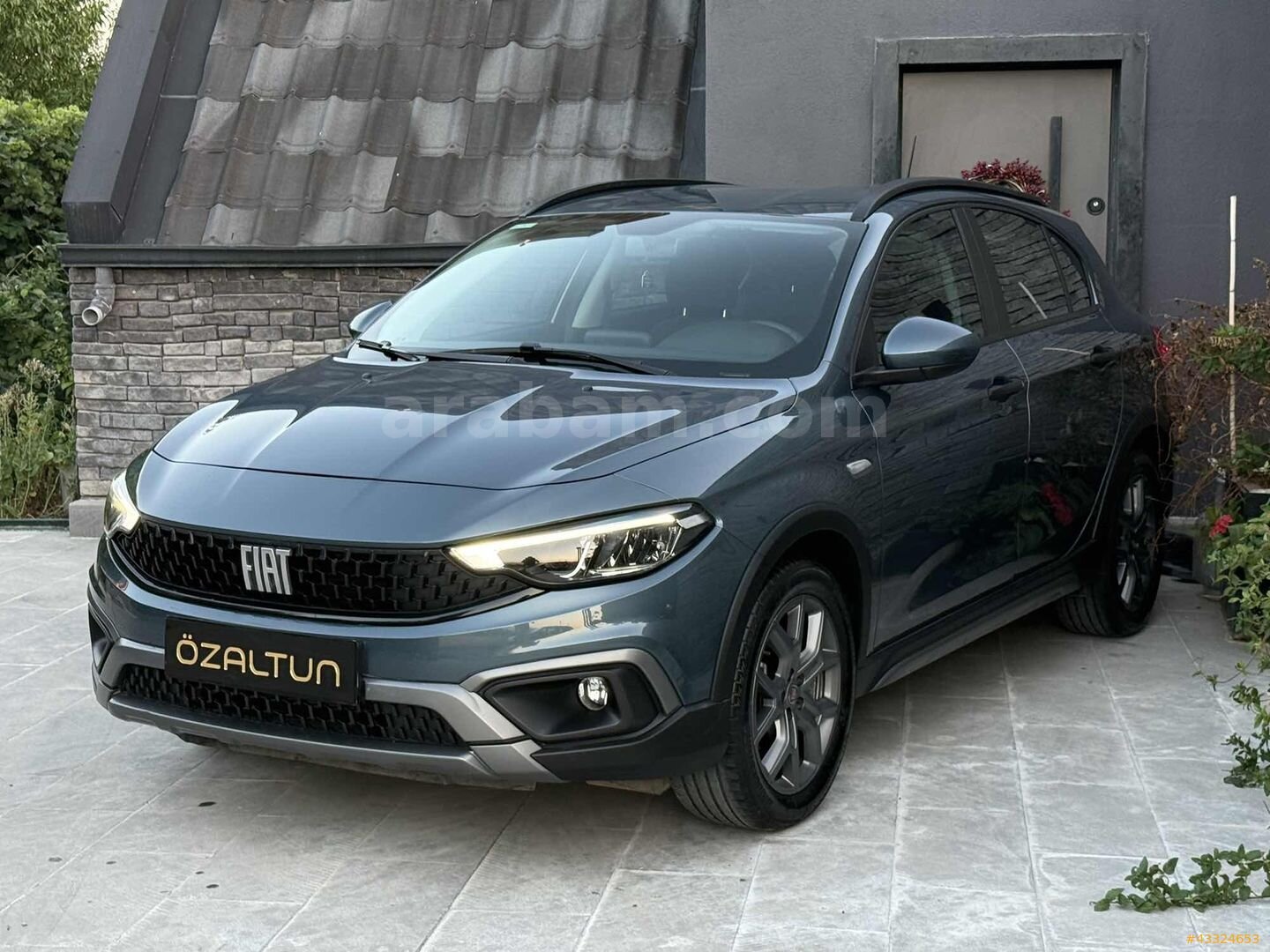 BOYASIZ 2022 Fiat Egea CROSS Urban 22.000 Km (K.K. Geçerli) 3