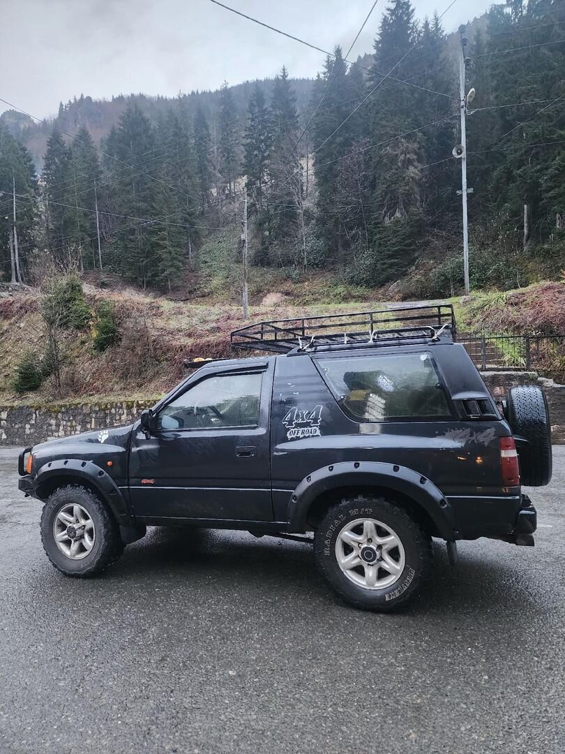 Sahibinden Opel Frontera 2.0 Sport 1996 Model Trabzon 345.000 km Siyah 4