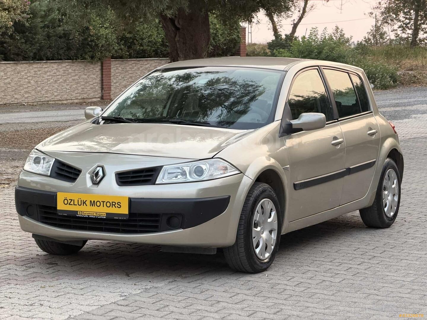 Galeriden Renault Megane 1.4 Authentique 2007 Model Hatay 117.000 km Beyaz 3