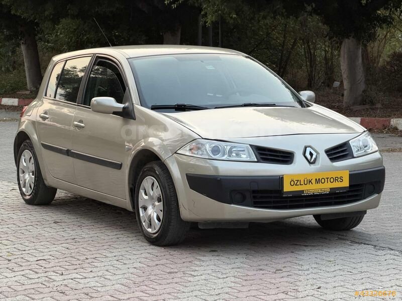 Galeriden Renault Megane 1.4 Authentique 2007 Model Hatay 117.000 km Beyaz