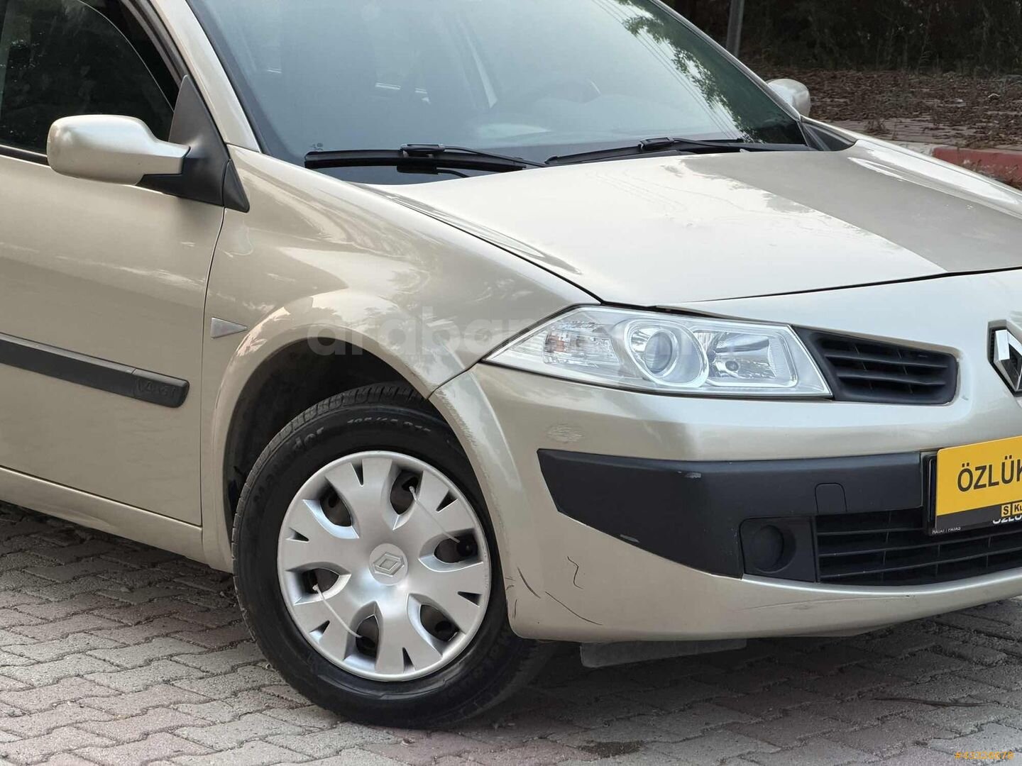 Galeriden Renault Megane 1.4 Authentique 2007 Model Hatay 117.000 km Beyaz 4