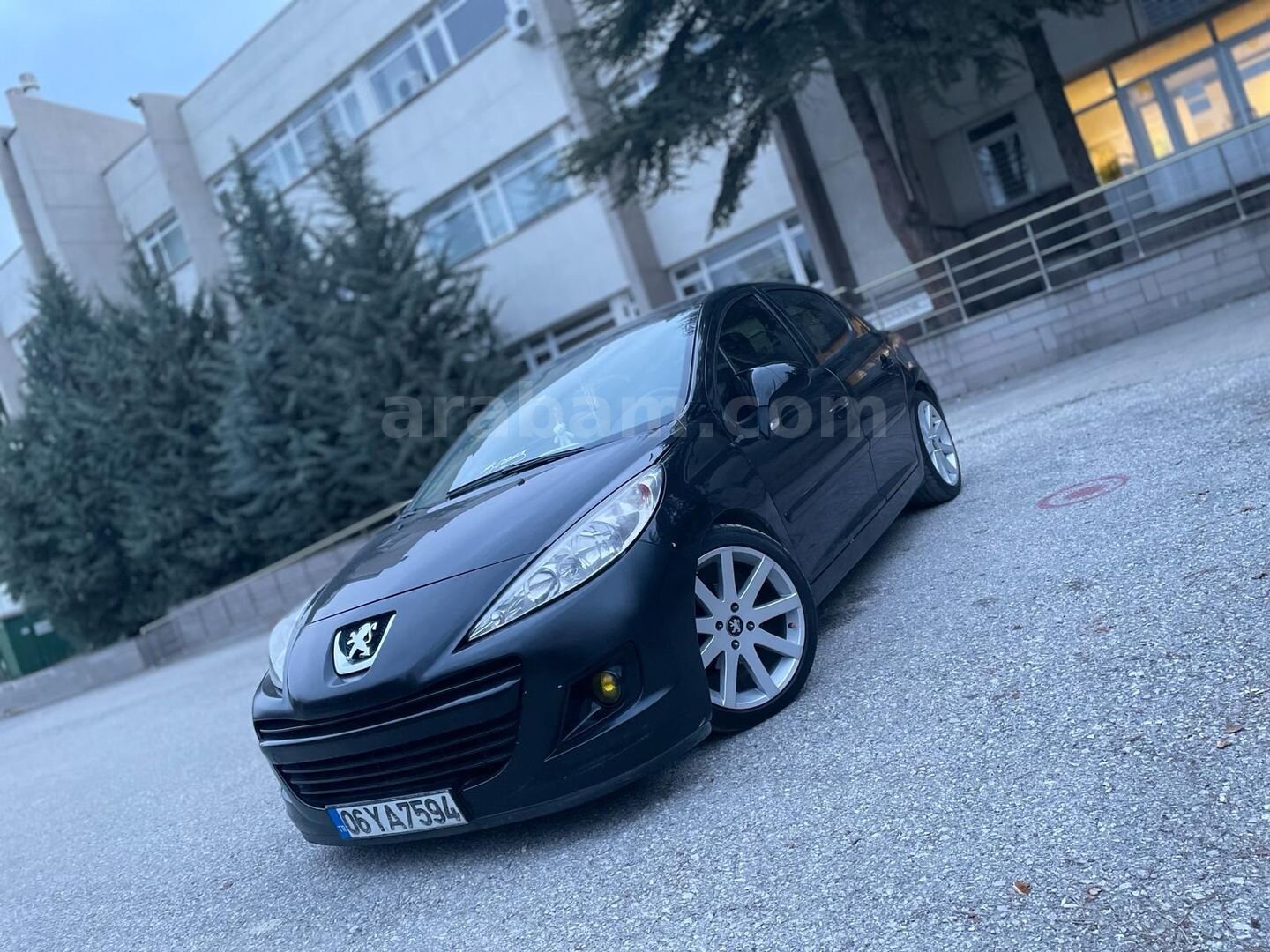 Sahibinden Peugeot 207 1.4 VTi Trendy 2010 Model Ankara 260.000 km Siyah 3