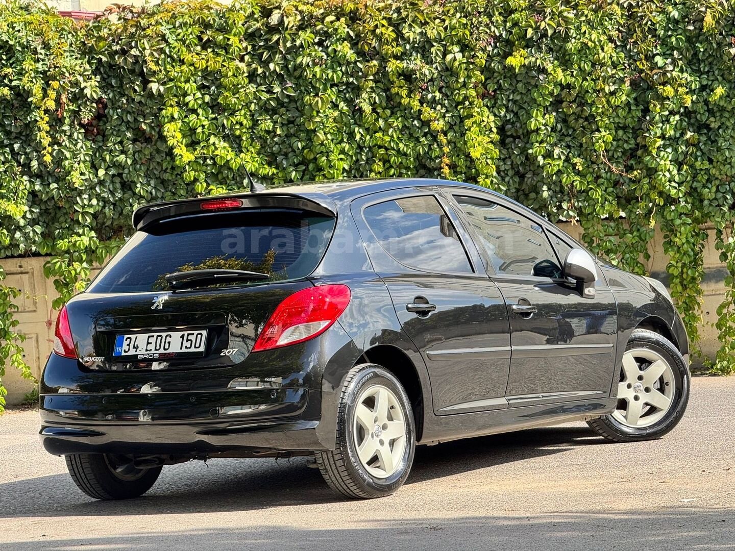 Sahibinden Peugeot 207 1.4 Comfort 2011 Model Afyonkarahisar 217.000 km Siyah 5