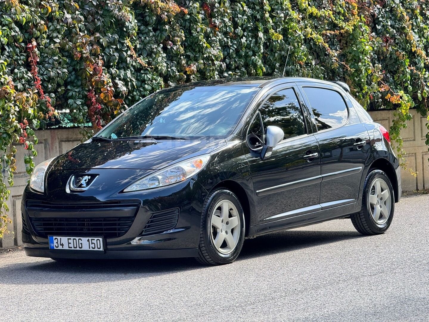 Sahibinden Peugeot 207 1.4 Comfort 2011 Model Afyonkarahisar 217.000 km Siyah 7