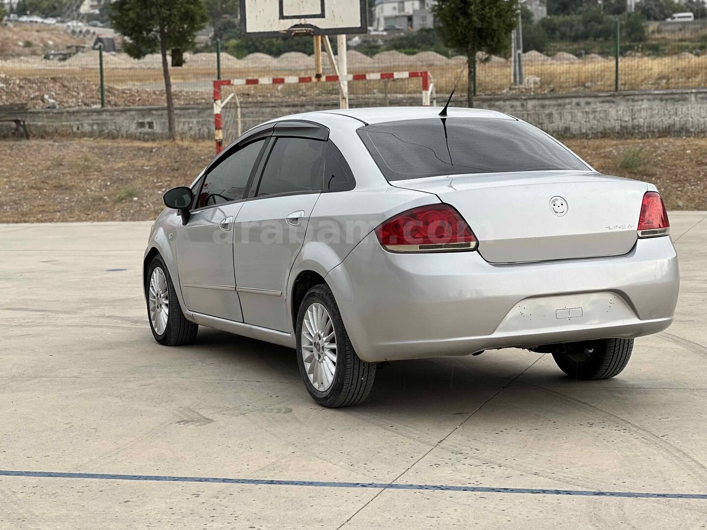 Galeriden Fiat Linea 1.3 Multijet Active Plus 2010 Model Kahramanmaraş 253.000 km Gri 6
