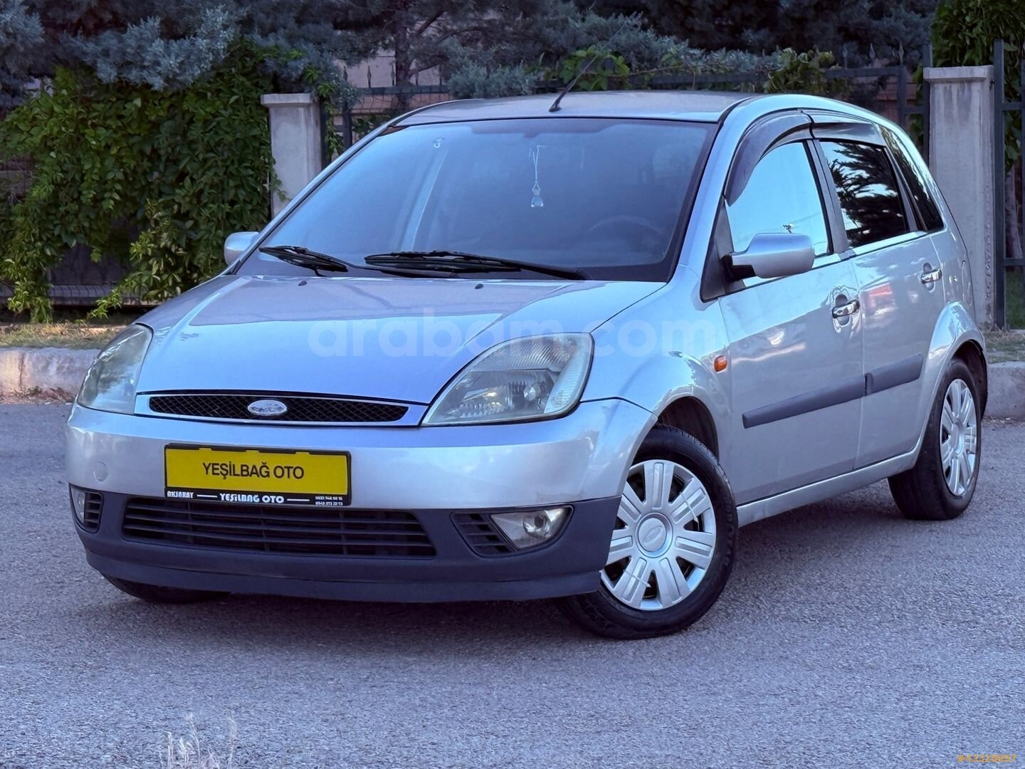 Galeriden Ford Fiesta 1.4 TDCi Comfort 2004 Model Aksaray 280.000 km Gri 3