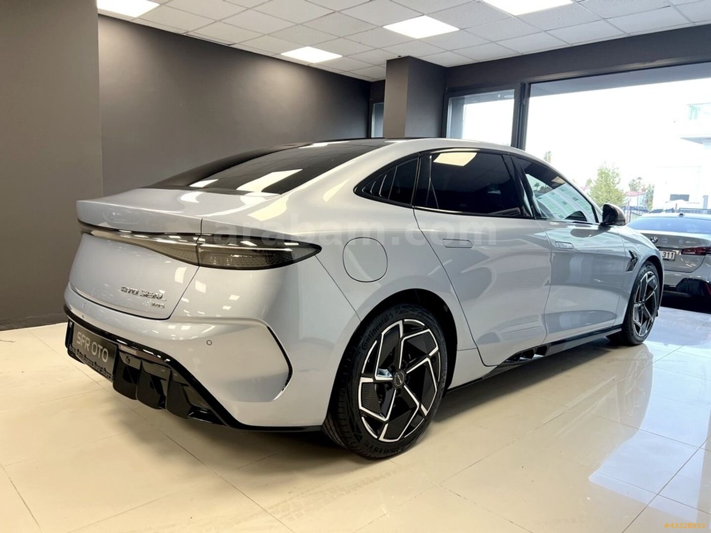Galeriden BYD Seal Excellence 2025 Model Mersin 37.000 km Gri 6
