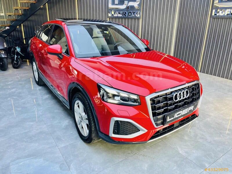 HATASIZ HASAR KAYITSIZ 2023 Q2 35 TFSI ADVANCED CAM TAVAN 3