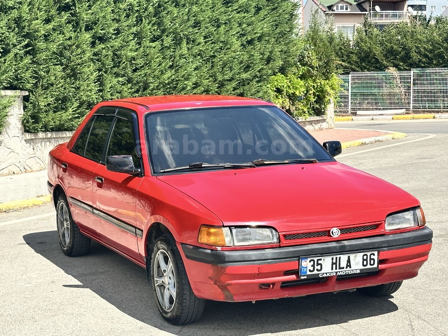 Galeriden Mazda 323 1.6 GLX 1994 Model Uşak 420.000 km Kırmızı 3
