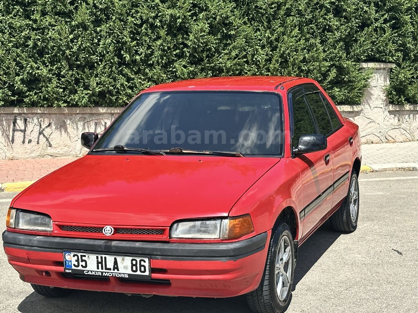 Galeriden Mazda 323 1.6 GLX 1994 Model Uşak 420.000 km Kırmızı 1