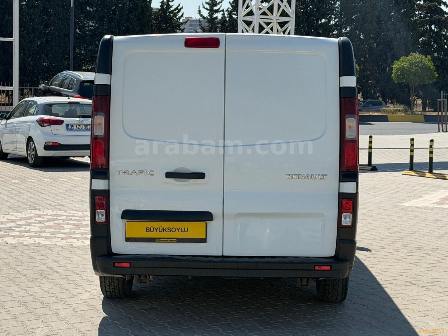 Galeriden Renault Trafic 1.6 DCI Grand Confort 2019 Model İzmir 184.046 km Beyaz 7