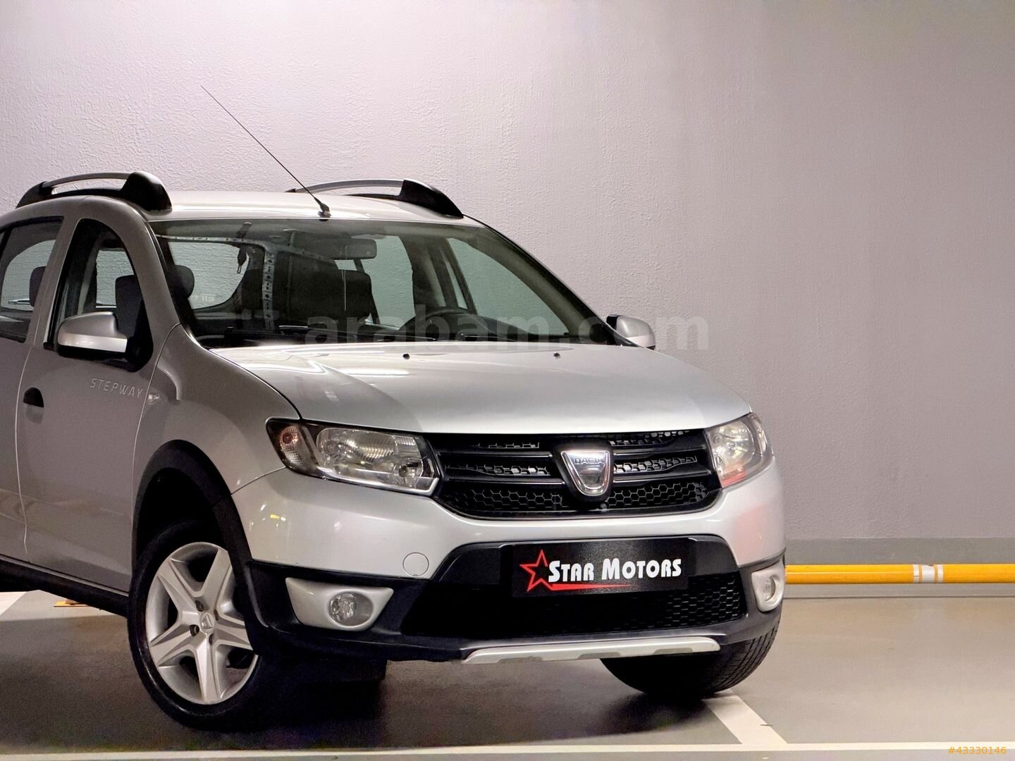 STAR MOTORS'DAN 2015 MODEL HATASIZ BOYASIZ DACİA SANDERO STEPWAY 5