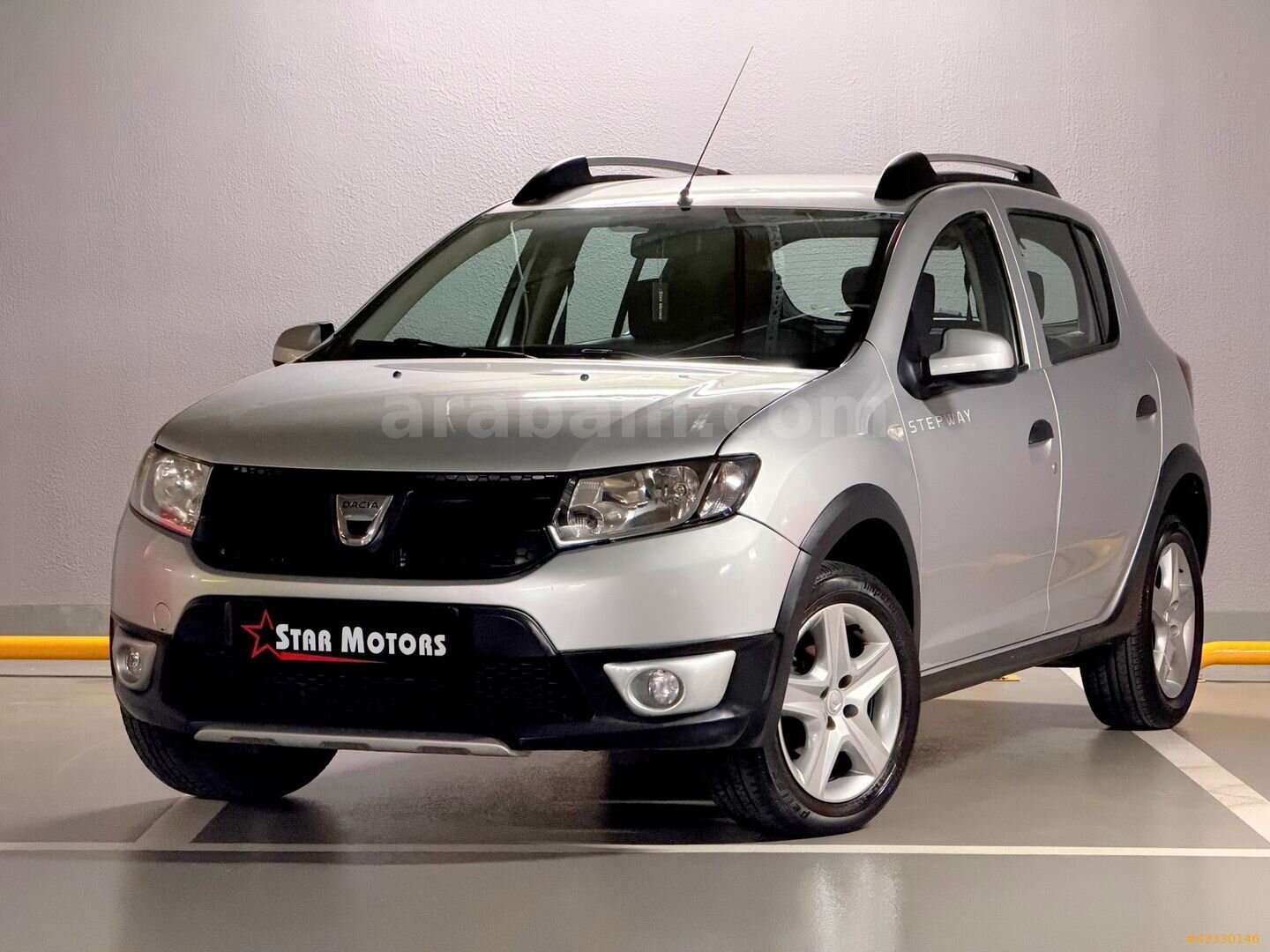 STAR MOTORS'DAN 2015 MODEL HATASIZ BOYASIZ DACİA SANDERO STEPWAY 1