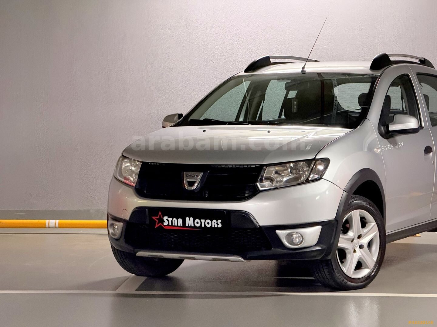 STAR MOTORS'DAN 2015 MODEL HATASIZ BOYASIZ DACİA SANDERO STEPWAY 2