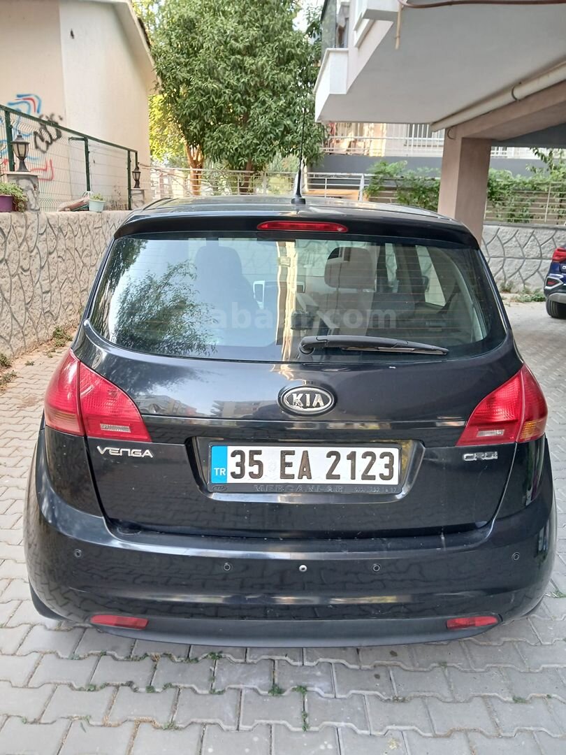Sahibinden Kia Venga 1.4 CRDi Active 2011 Model İzmir 229.000 km Siyah 4