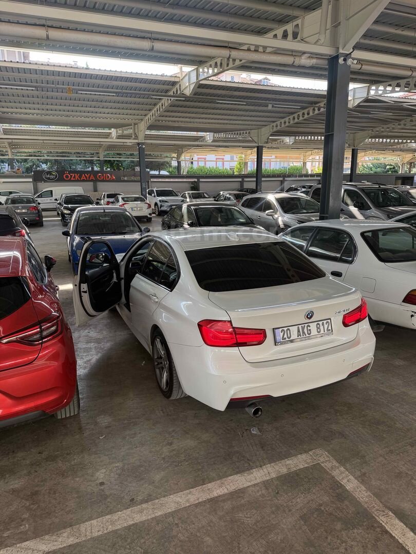 Sahibinden BMW 3 Serisi 320i ED 40th Year Edition 2016 Model Denizli 160.000 km Beyaz 3