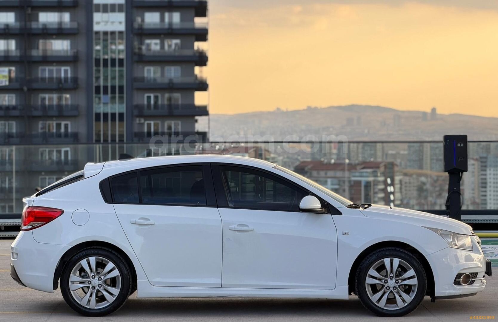 KALENDER MOTORS'DAN DEĞİŞENSİZ CHEVROLET CRUZE 1.4 T SPORT 2