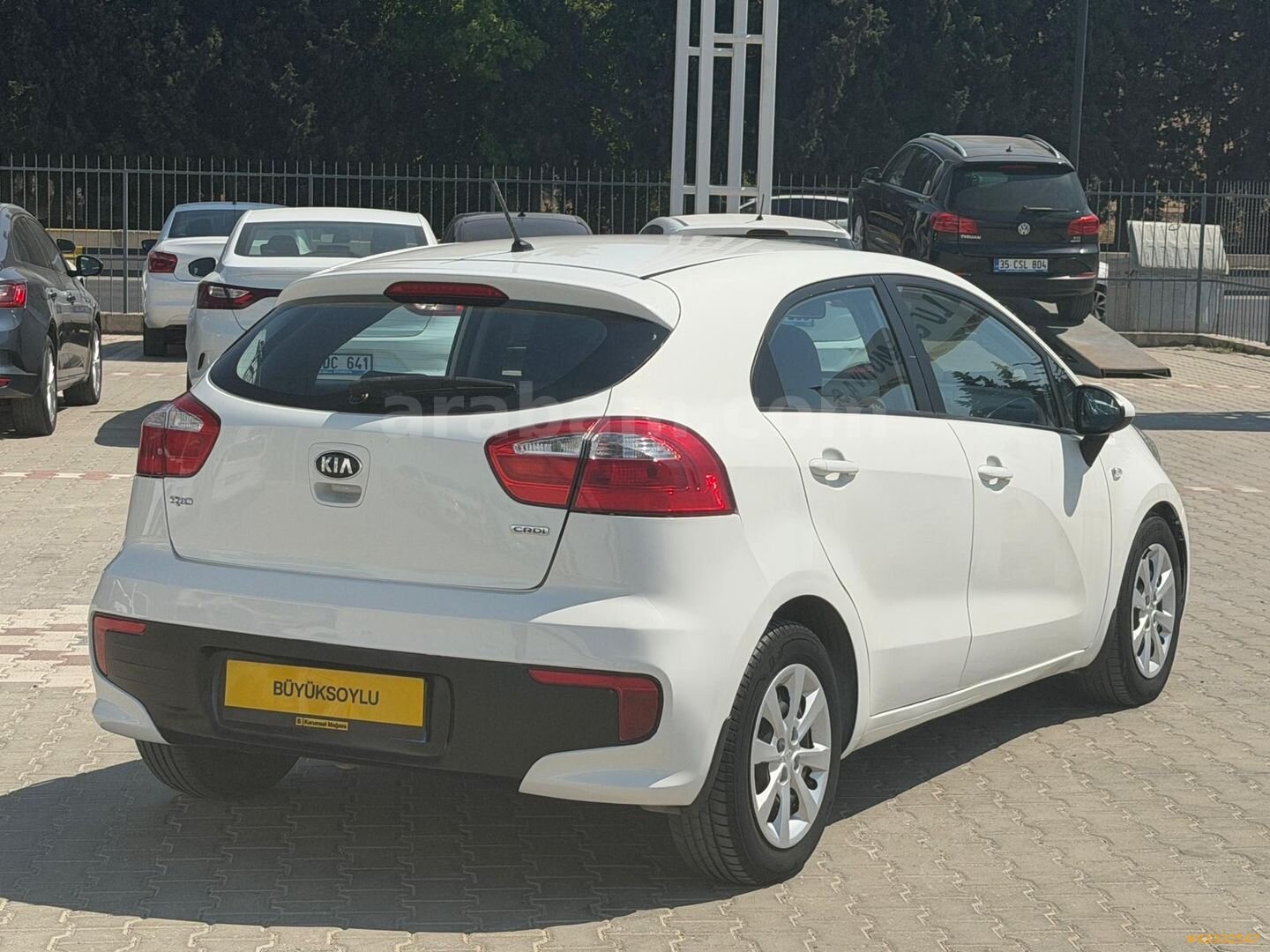BÜYÜKSOYLU FİLO/2015 MODEL KIA RIO 1.4 CRDI COMFORT 90 HP 6