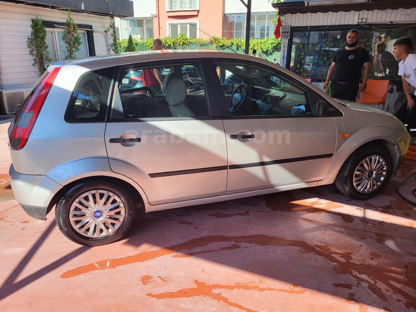 Sahibinden Ford Fiesta 1.4 TDCi Comfort 2005 Model Kocaeli 273.000 km Gri 4