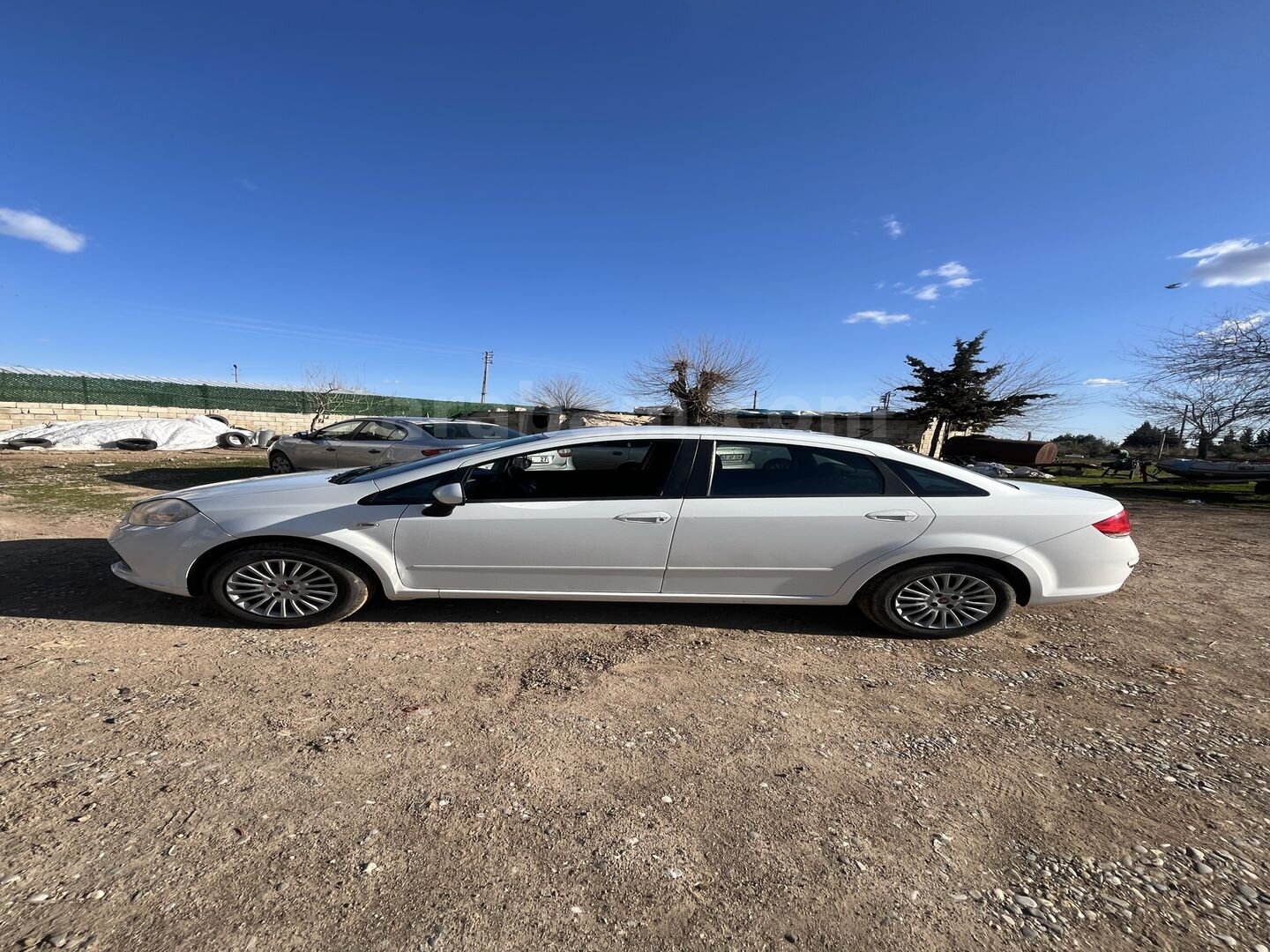 Sahibinden Fiat Linea 1.4 Fire Active Plus 2015 Model Adıyaman 103.000 km Beyaz 2